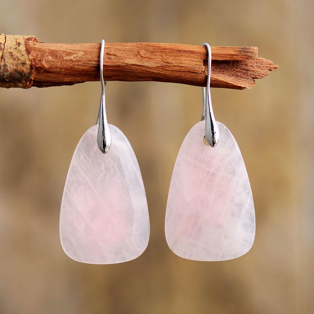 Orecchino di guarigione al quarzo rosa
