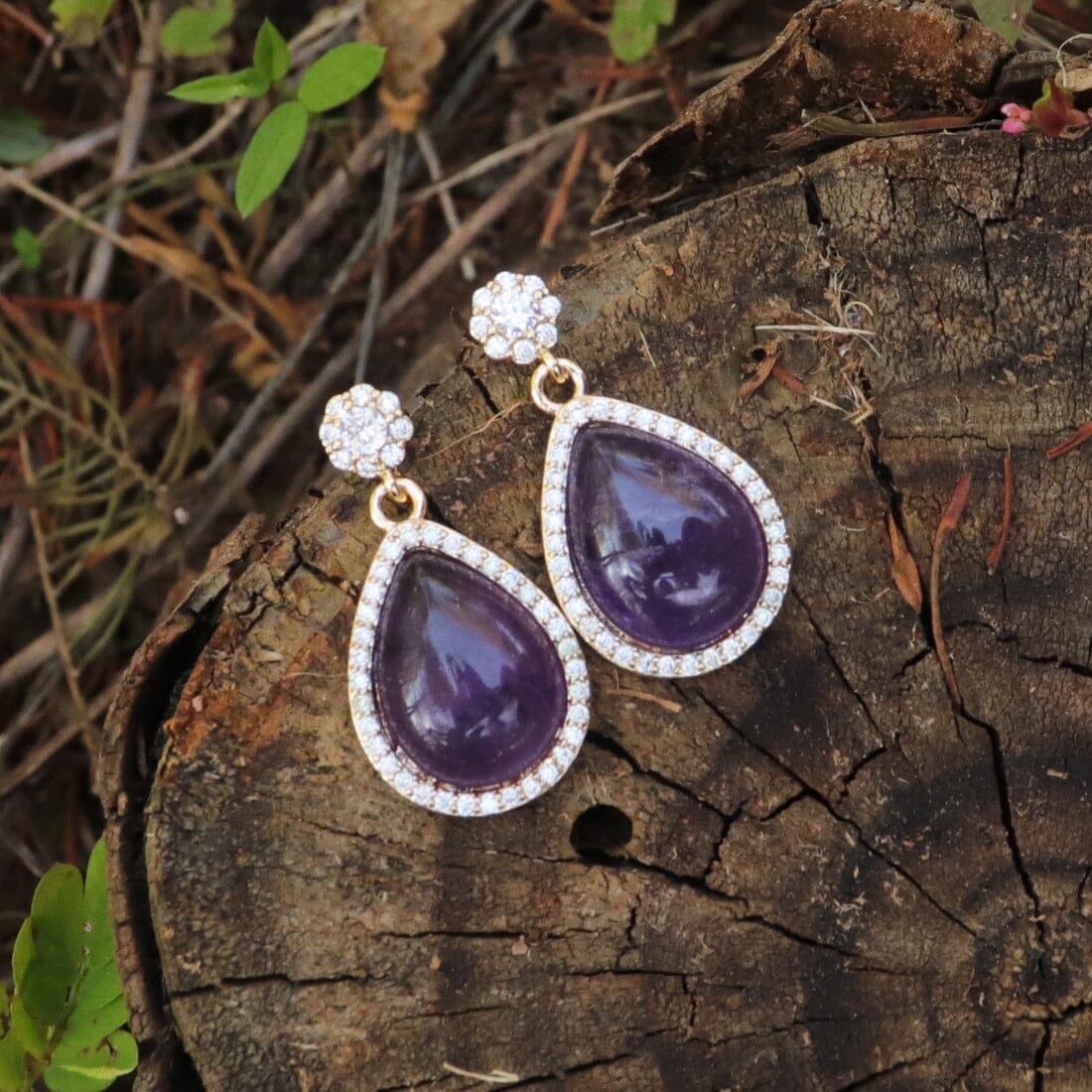 Natural Retro Amethyst Stud Earrings