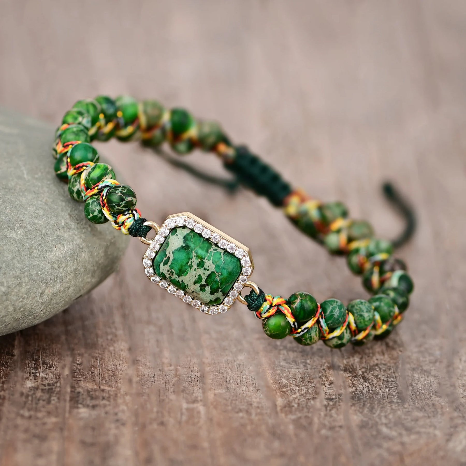 Green Rectangular Stone Pendant Beaded Bracelet