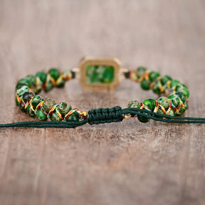 Green Rectangular Stone Pendant Beaded Bracelet
