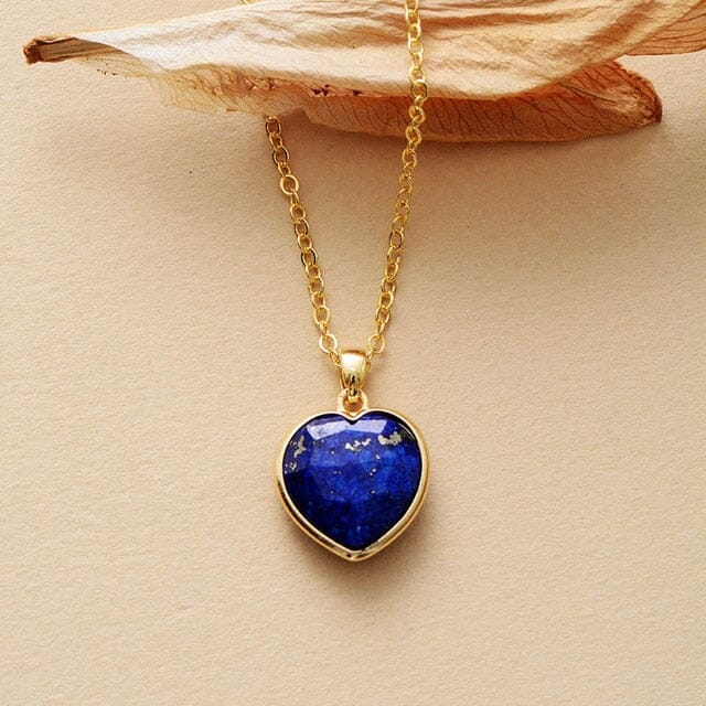 Classy Heart Pendant Necklace